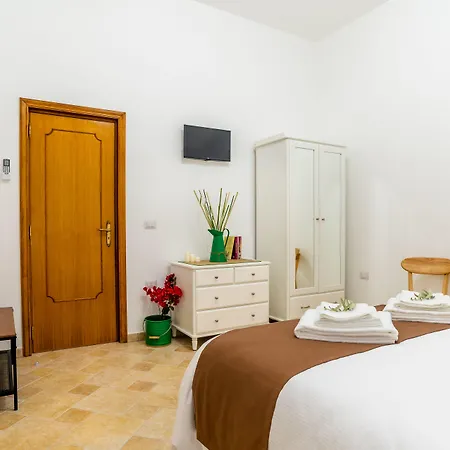 Dimora Del Parco Πανσιόν